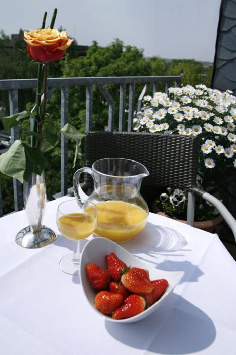 Hotel Regina -Garni Koeln الغرفة الصورة